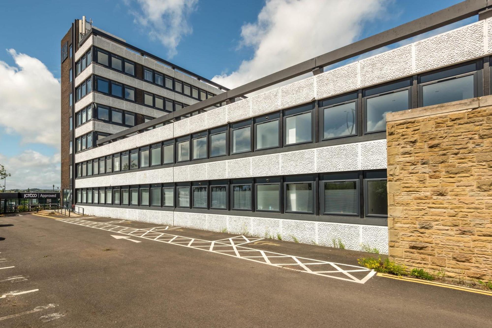 Modern 1 Bedroom Yeadon Apartment Exterior foto